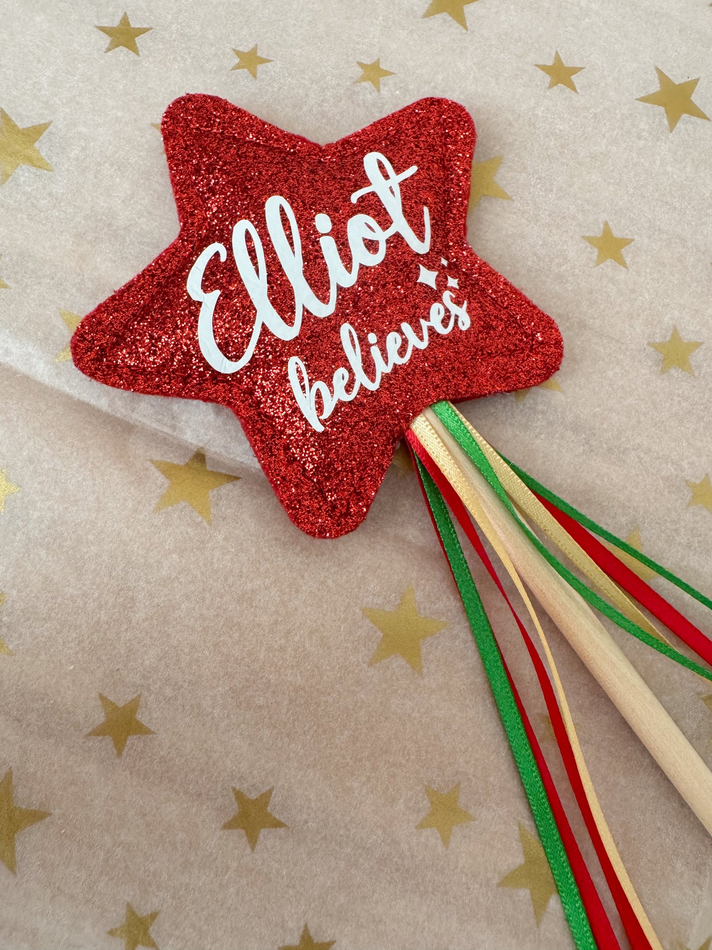'Believes' Red Glitter Wand