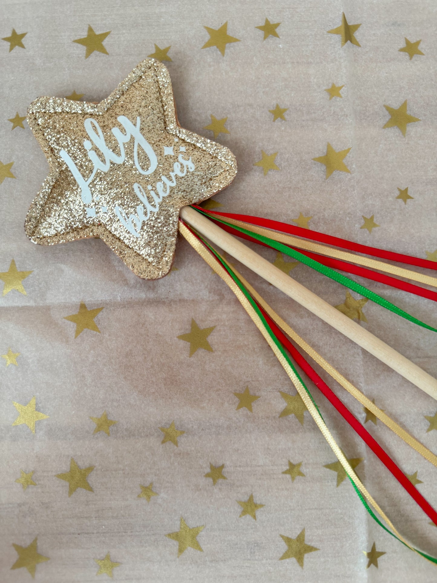 'Believes' Gold Glitter Wand