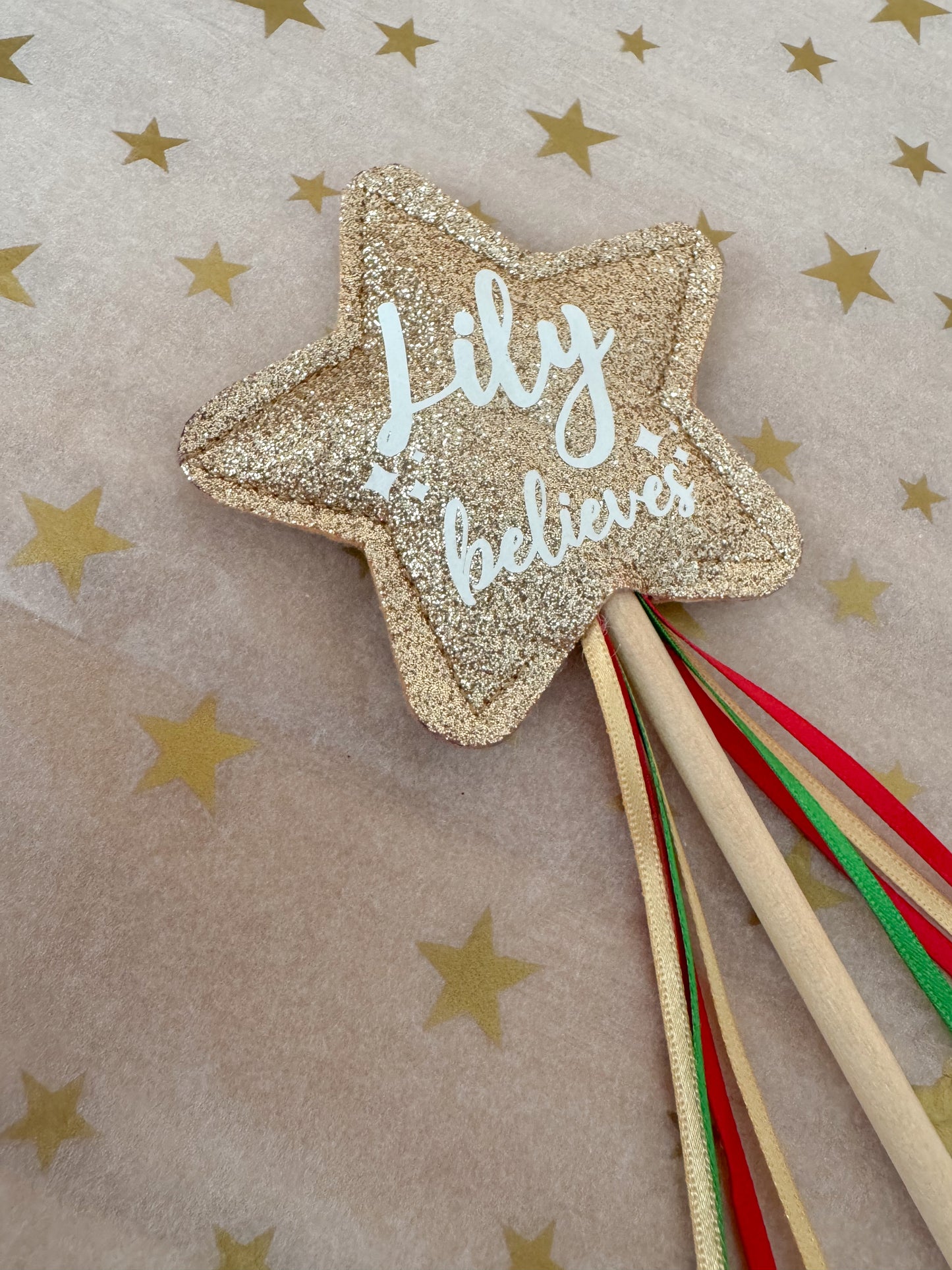 'Believes' Gold Glitter Wand