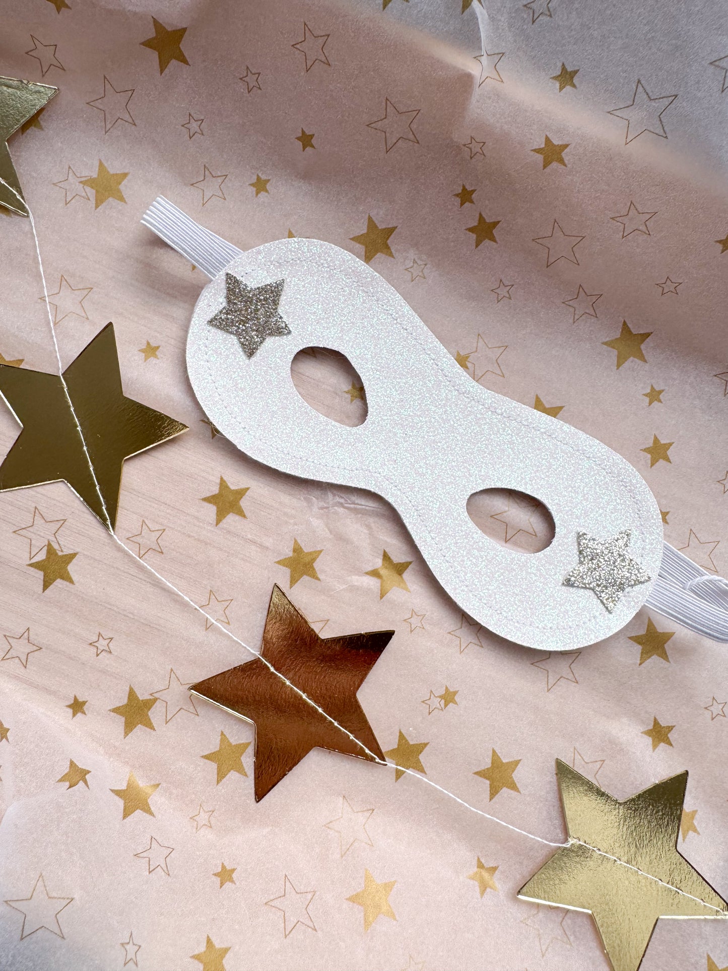 White Mask & Wand Gift Set